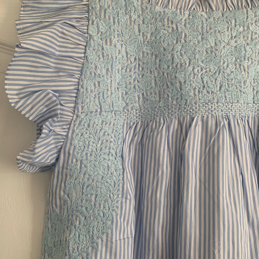 J. Marie flutter sleeve embroidered Blue Striped Women's Top - Picture 4 of 4